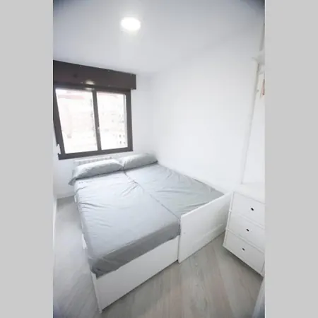 アパート Gijon. Playa Del Arbeyal. Altura. A Estrenar.